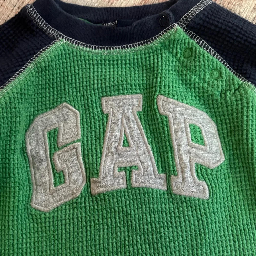 GAP Kids Long Sleeve Thermal Shirt in Green and Navy